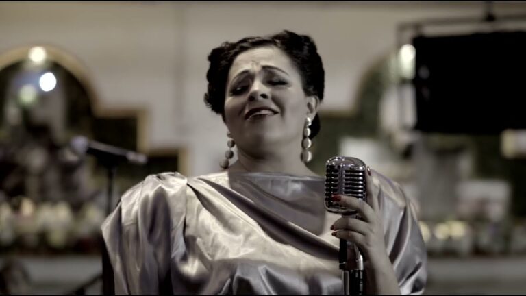Toña la Negra: Descubre la estatura real de la icónica cantante mexicana